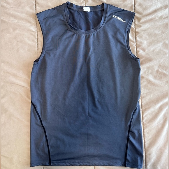 148 LUWELL PRO Men's Sleeveless Compression Shirts - 3 pack - Picture 7 of 8